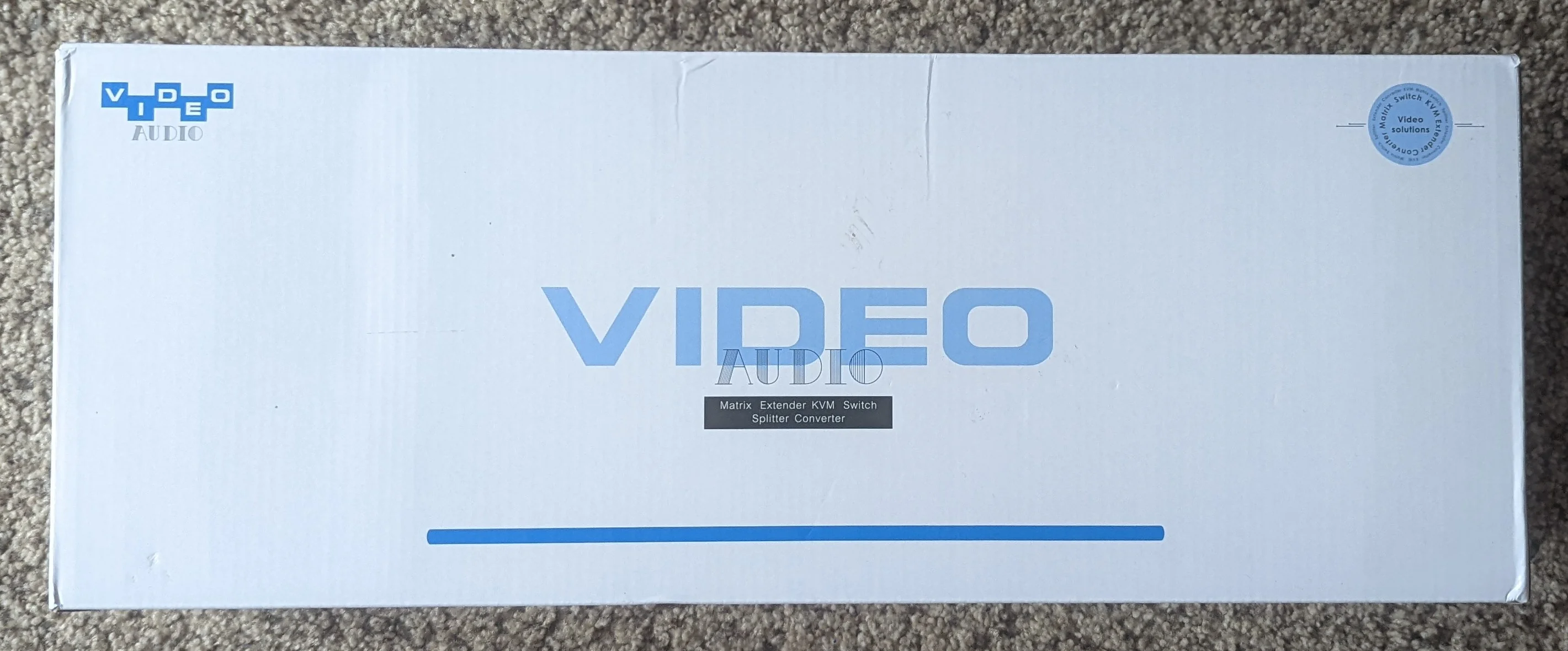 Picture showing a nondescript shipping box.