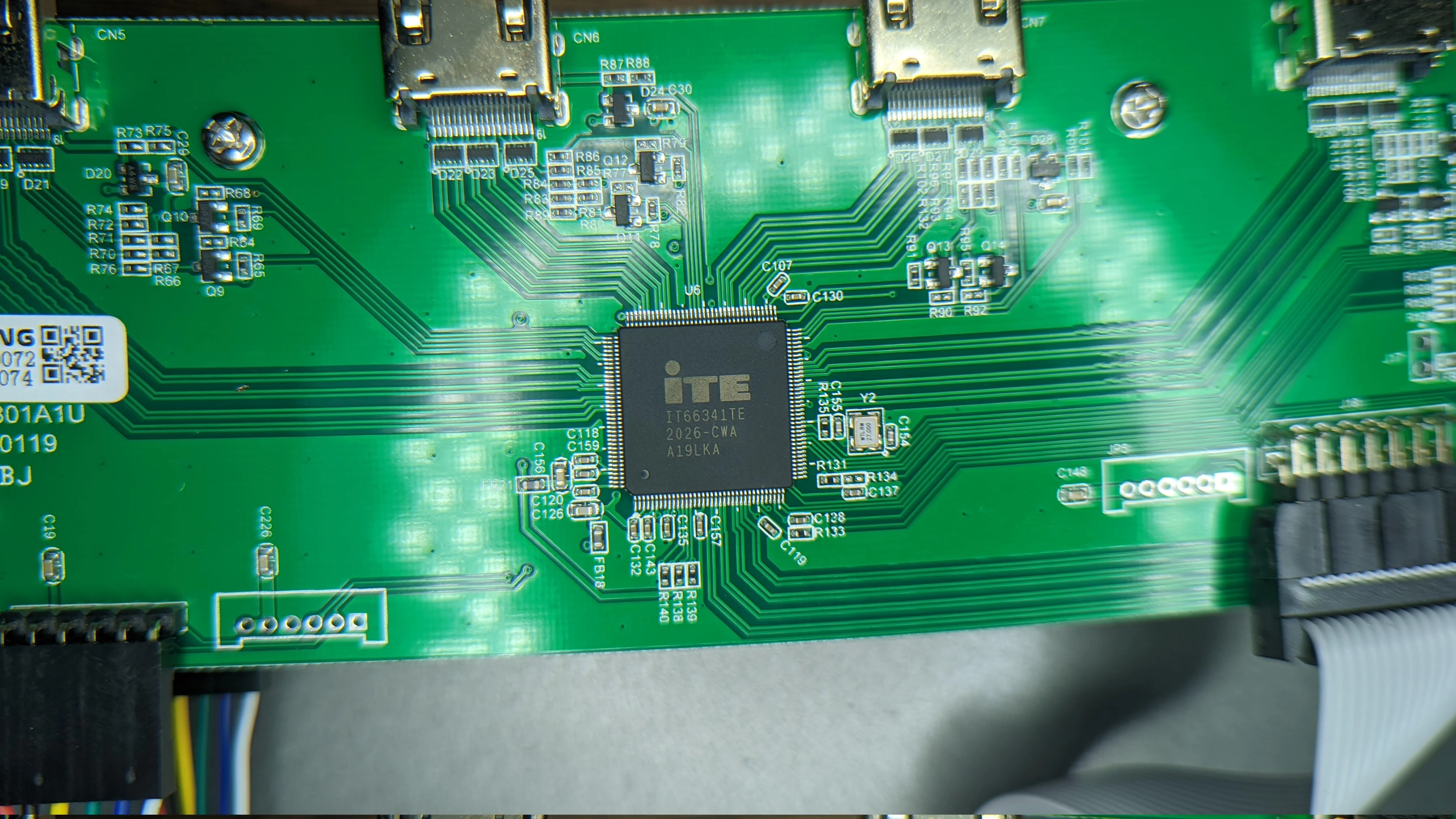 4 to 1 HDMI mux; one of two on the board