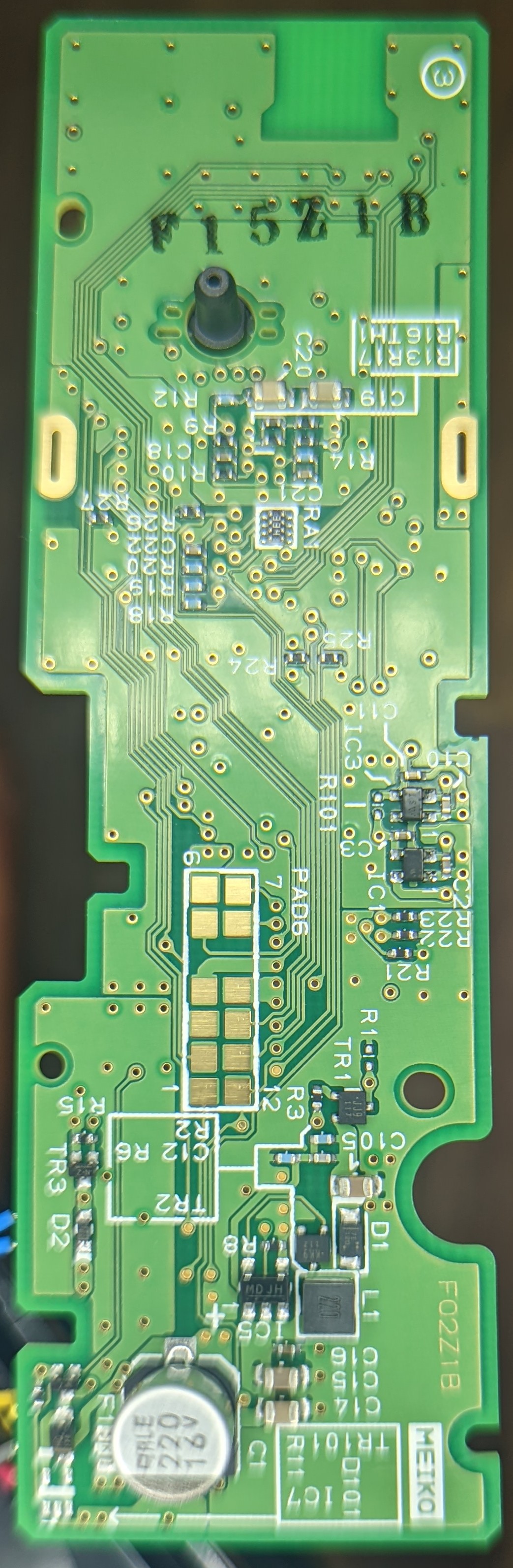 https://karlquinsland.com/omron-bp7000-evolv-teardown/images/td07_pcb_rear.jpg