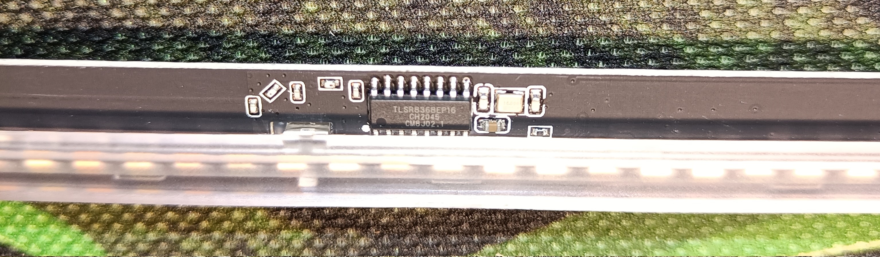 Closeup of the non ESP microcontroller in the MUGJD01YL version of the lamp.
